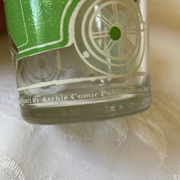 VTG 1971 Archie Comic Gang for a ride Juice Glass - Picture 6 of 8